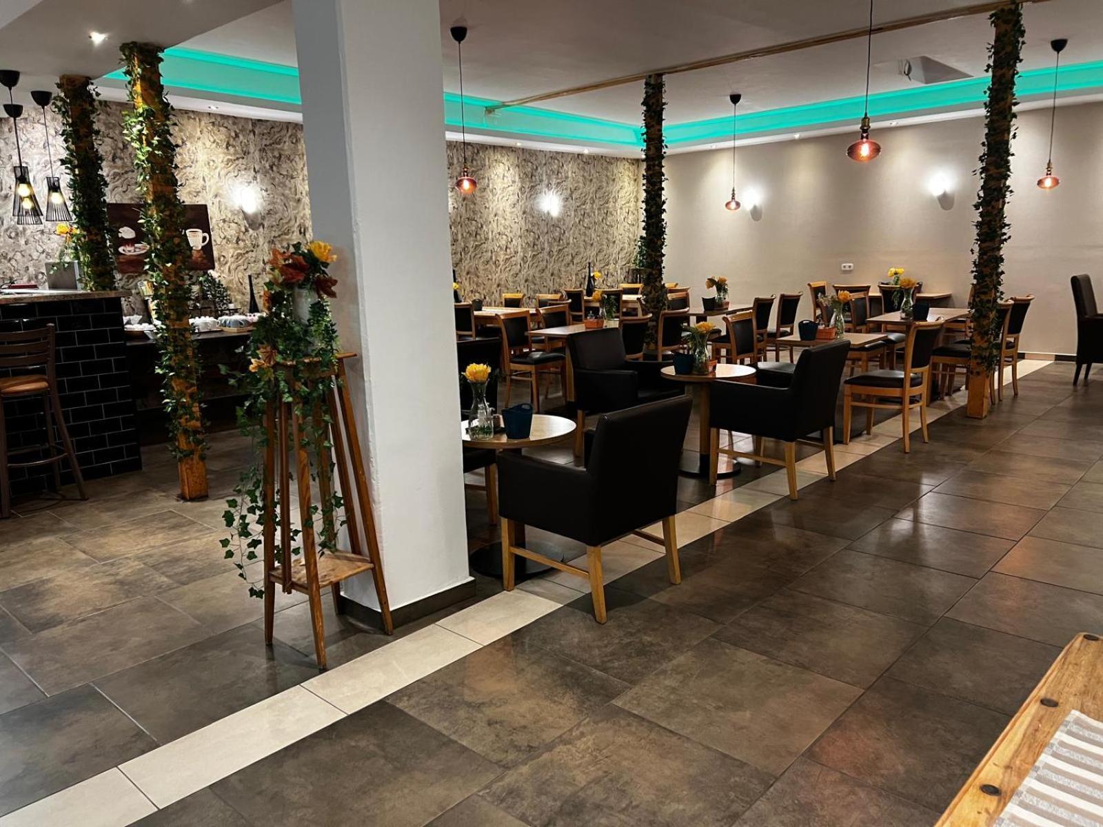 Hotel Maximo ピンネベルク エクステリア 写真
