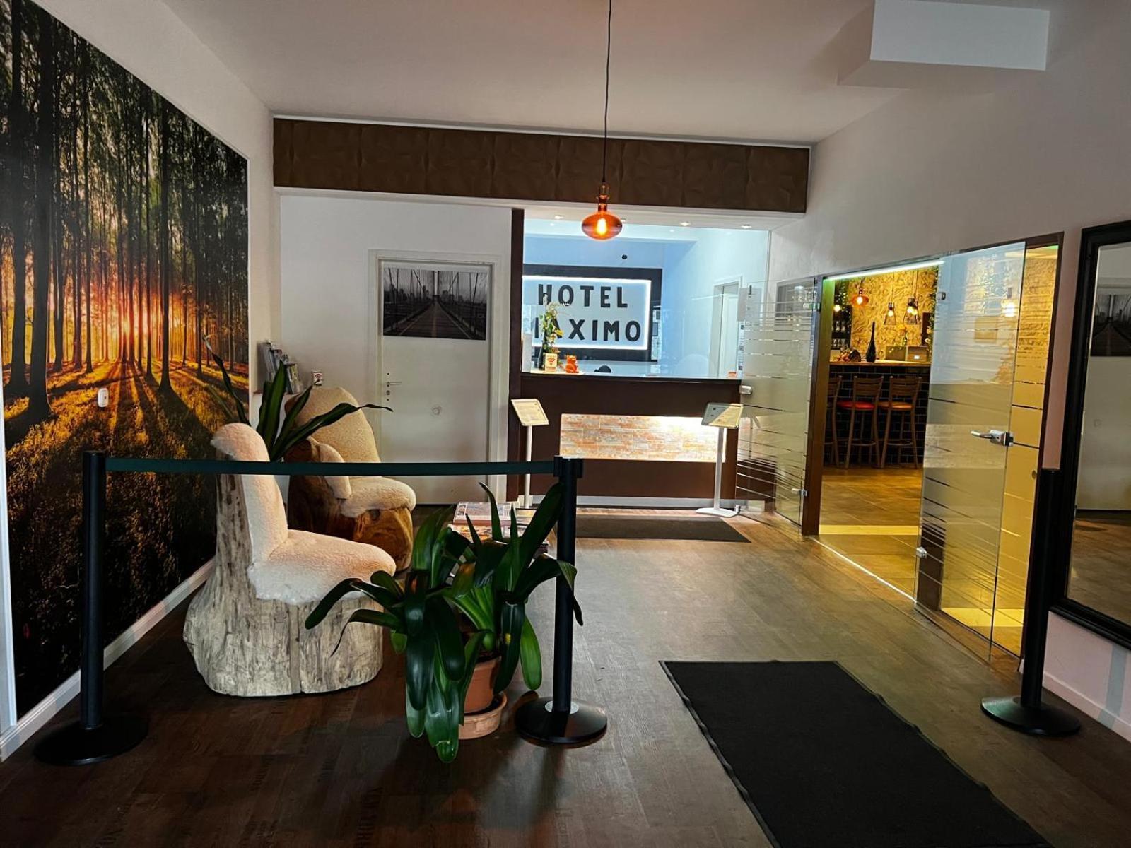 Hotel Maximo ピンネベルク エクステリア 写真