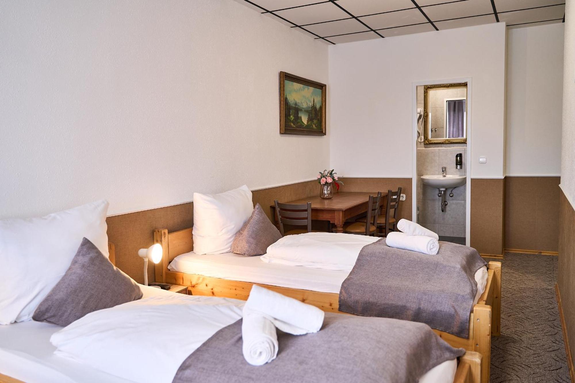 Hotel Maximo ピンネベルク エクステリア 写真