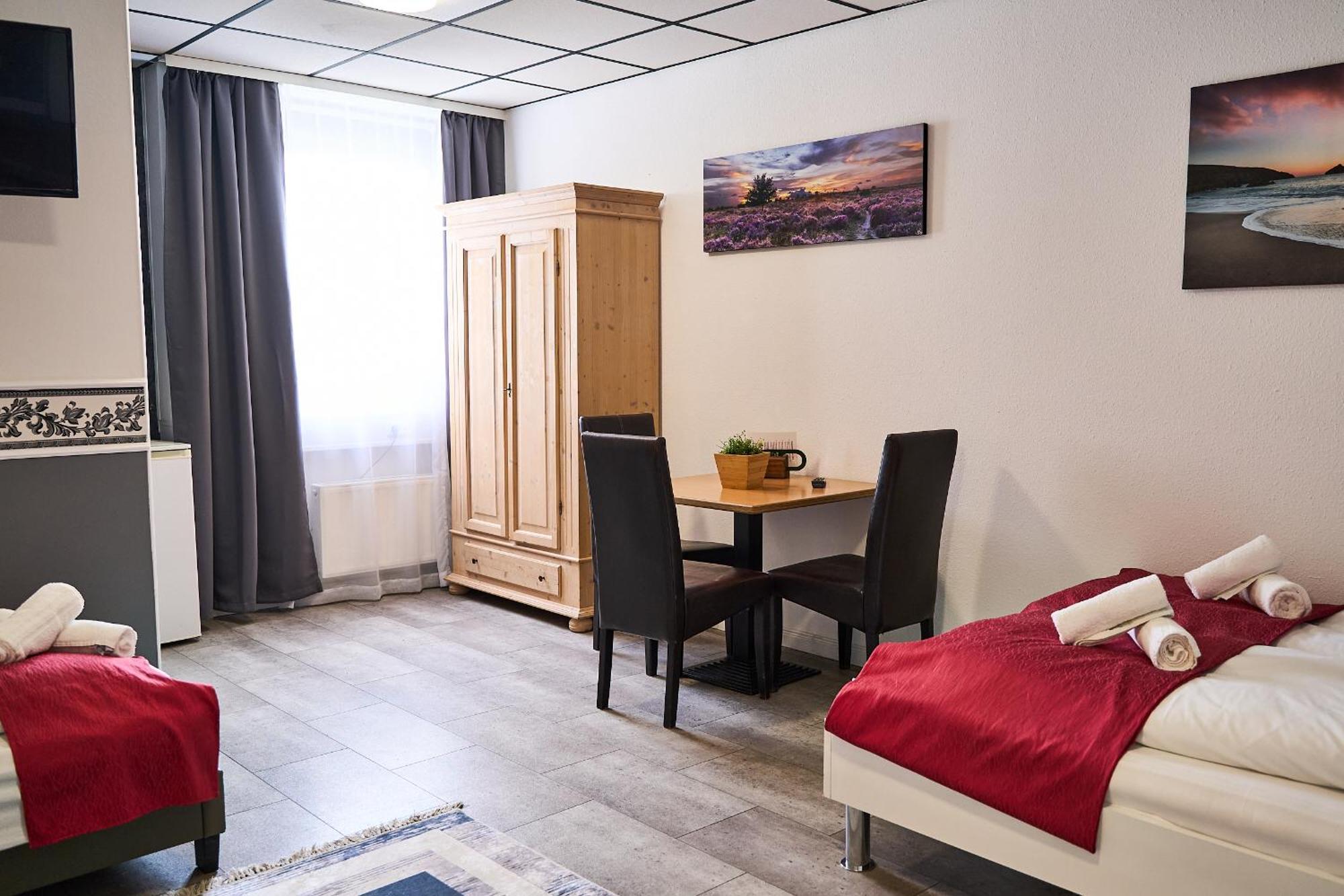 Hotel Maximo ピンネベルク エクステリア 写真