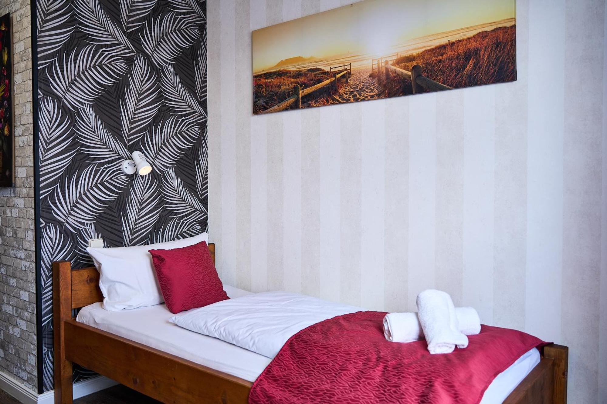 Hotel Maximo ピンネベルク エクステリア 写真