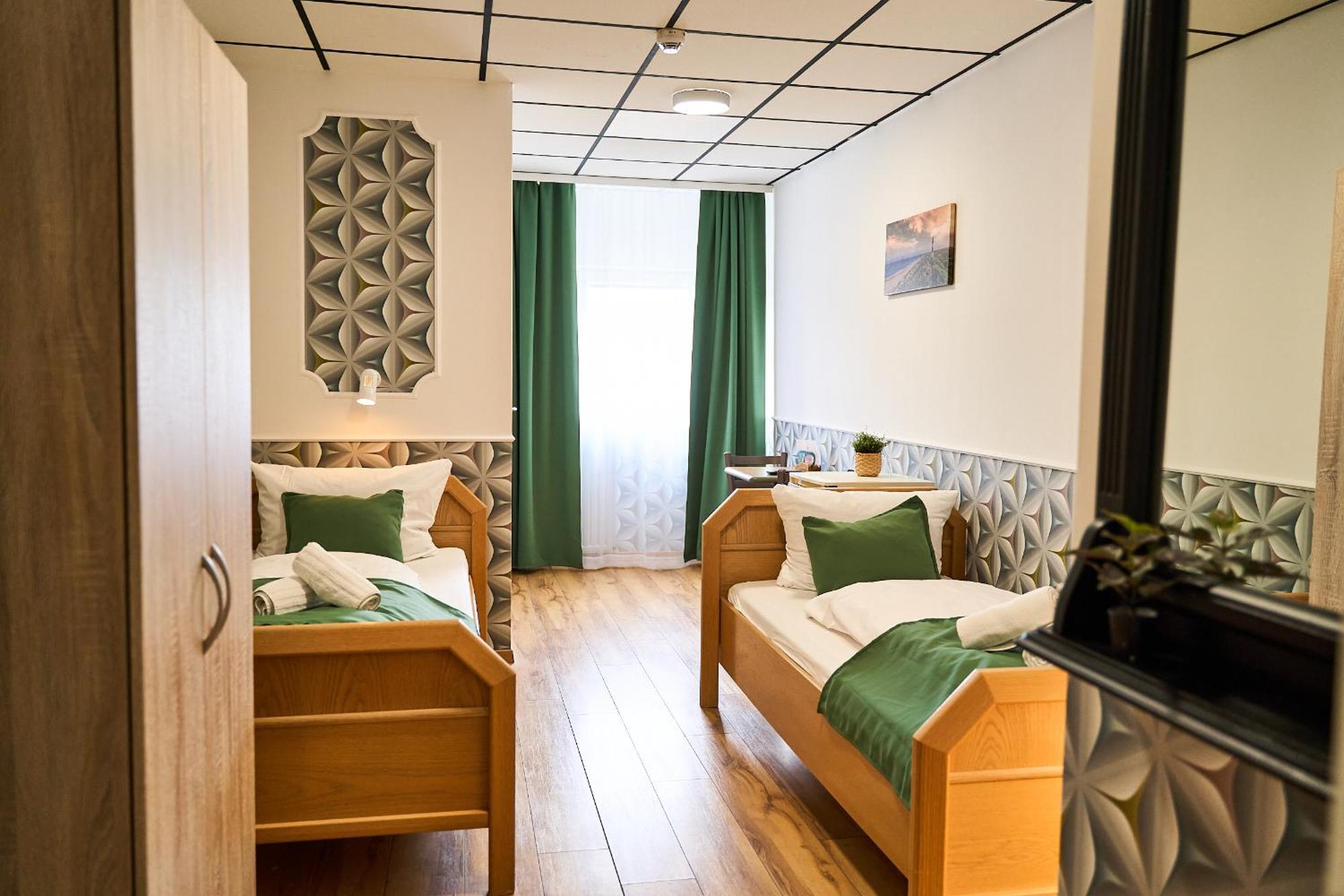 Hotel Maximo ピンネベルク エクステリア 写真